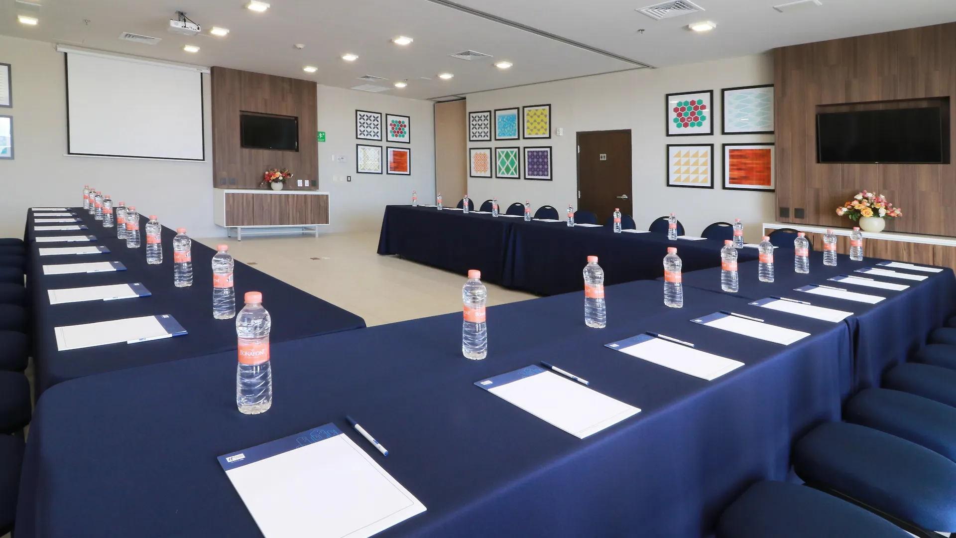 Holiday Inn Express & Suites - Playa Del Carmen By Ihg 3*,  Mexico