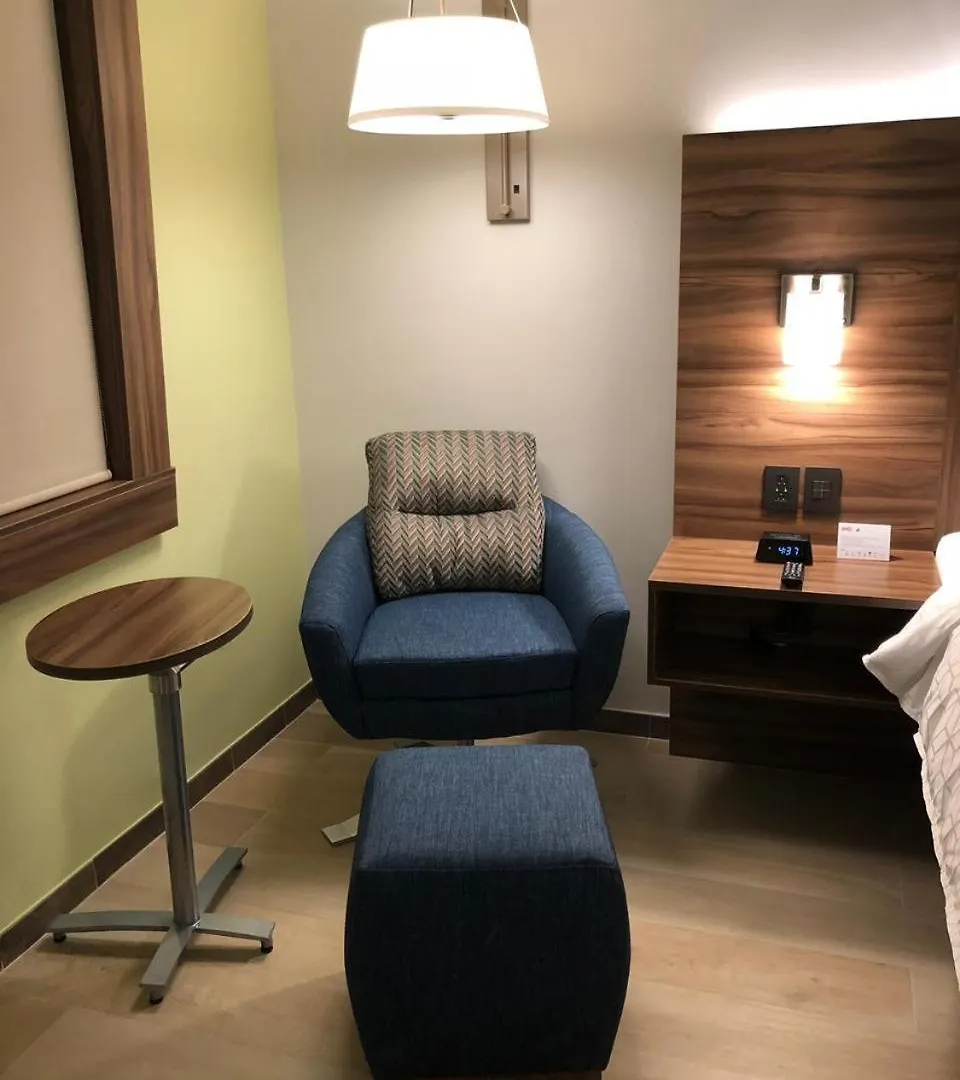 Holiday Inn Express & Suites - Playa Del Carmen By Ihg