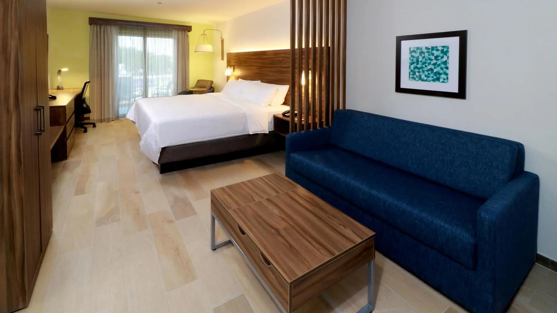 Holiday Inn Express & Suites - Playa Del Carmen By Ihg 3*,